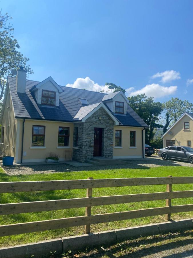 Ballyloskey Road Carndonagh Exterior photo